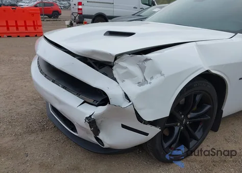 2018 Dodge Challenger R/T z USA, uszkodzony, nr VIN 2C3CDZBT6JH334435